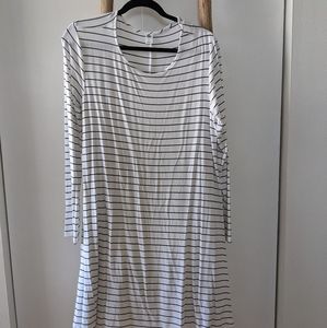 Women's long sleeve swing dress